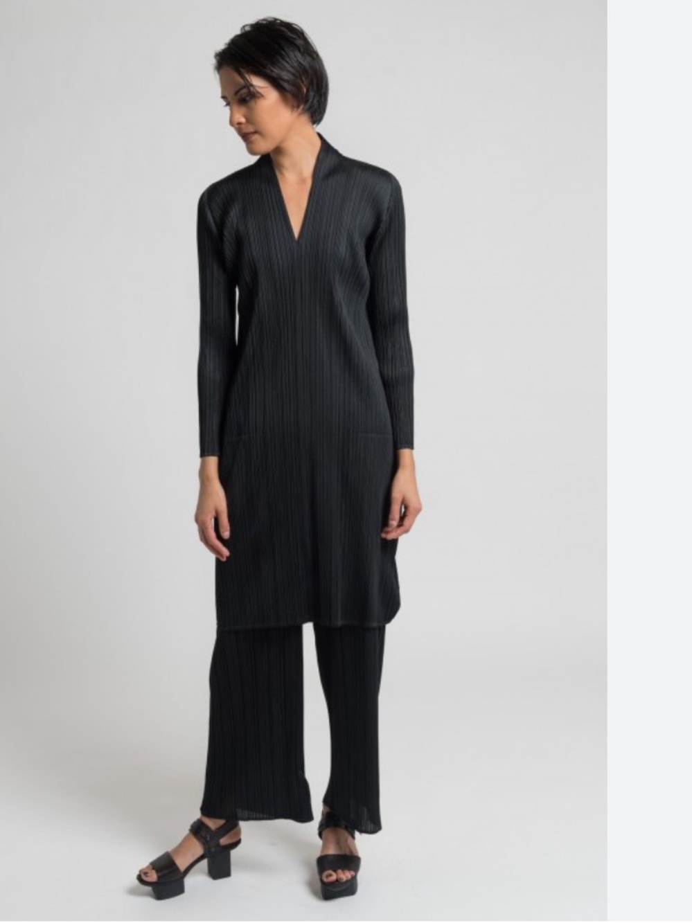 MAXMARA PLEAT V NECK LONG SLEEVE BLACK DRESS Tunic M - Picture 13 of 13